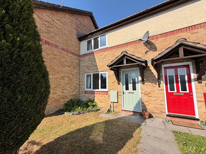 2 Bedroom House To Rent In Pant Llygodfa, Castle View, CF83
