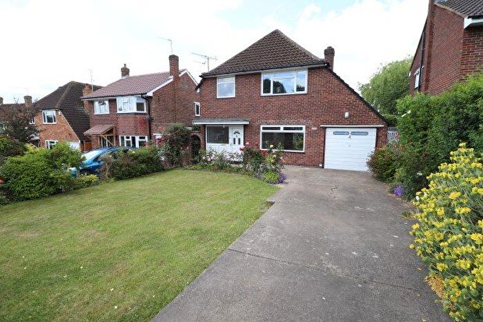 3 Bedroom Property To Rent In Stoke Poges, Slough, SL2