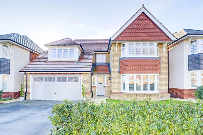 5 Bedroom Detached House For Sale In Newton Lane, Newton, Nottinghamshire, NG13