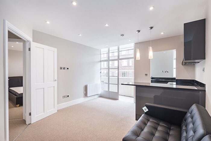 1 Bedroom Flat To Rent In Sloane Avenue, Chelsea, SW3