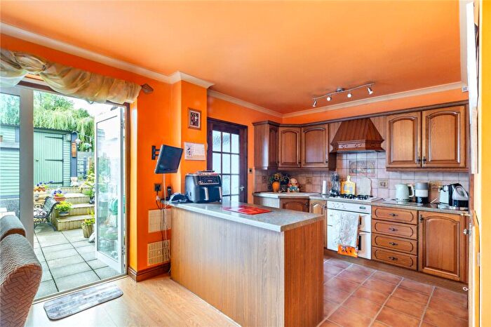 3 Bedroom Terraced House For Sale In Bishport Avenue, Hartcliffe, Bristol, BS13