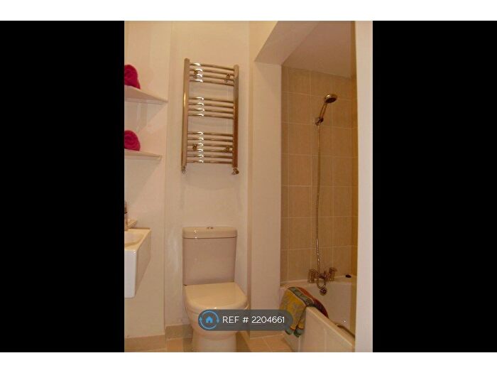 1 Bedroom Flat To Rent In Bell Street, London, NW1