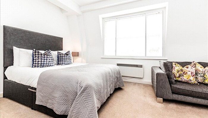 Studio To Rent In Hill Street, Mayfair, London, W1J