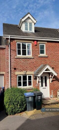 4 Bedroom Terraced House To Rent In Rawlings Court, Ludgershall, Andover, SP11