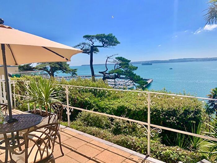 1 Bedroom Flat For Sale In Warren Road, Torquay, TQ2