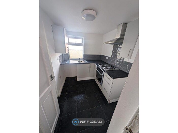 3 Bedroom Terraced House To Rent In Holborn Hill, Birkenhead, CH41