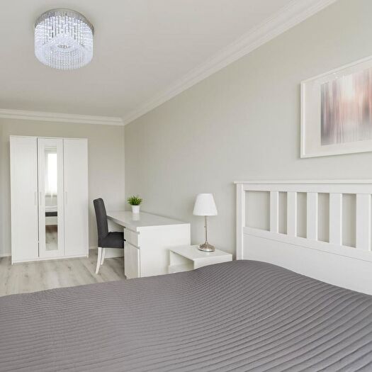 2 Bedroom Flat For Sale In Gratrix Avenue, Manchester, M5