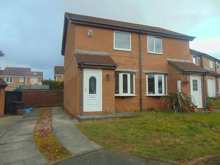 2 Bedroom Semi-Detached House To Rent In Reedham Court, Meadow Rise, NE5