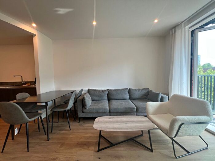 2 Bedroom Flat To Rent In Shadwell Street, Birmingham, B4