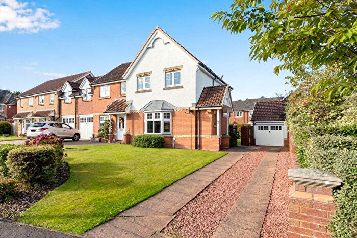 3 Bedroom End Of Terrace House For Sale In Gogarloch Road, South Gyle, Edinburgh, EH12