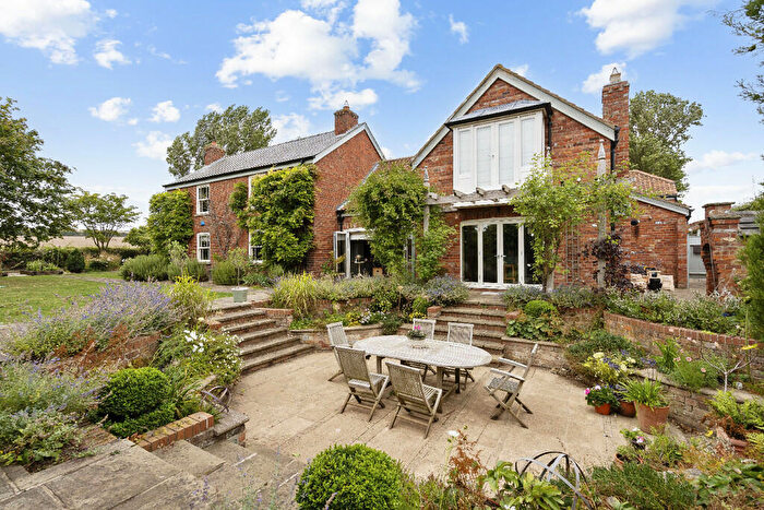 6 Bedroom Detached House For Sale In North Ormsby, Louth, LN11