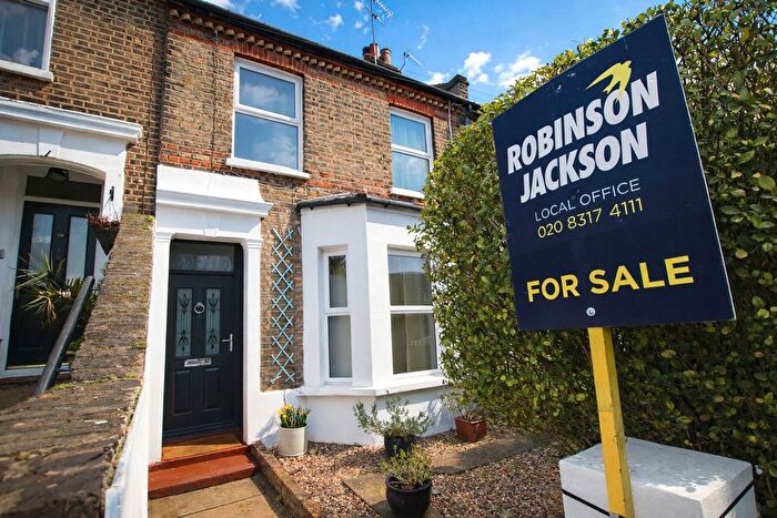 3 Bedroom Terraced House For Sale In Eglinton Road, Woolwich, SE18