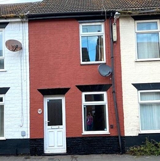 2 Bedroom Terraced House To Rent In Bevan Street West, Lowestoft, NR32