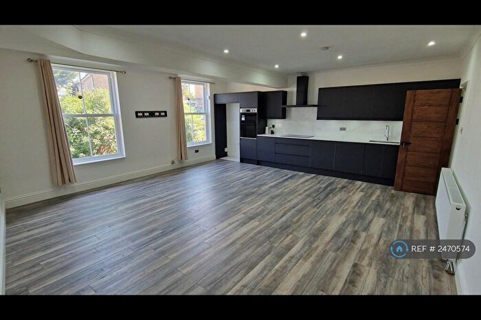 5 Bedroom Detached House To Rent In Kitchener Avenue, Kent, DA12