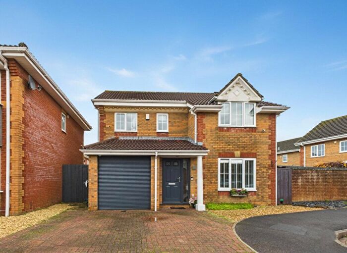 4 Bedroom Detached House For Sale In Meadow Way, Bradley Stoke, Bristol, South Gloucestershire, BS32