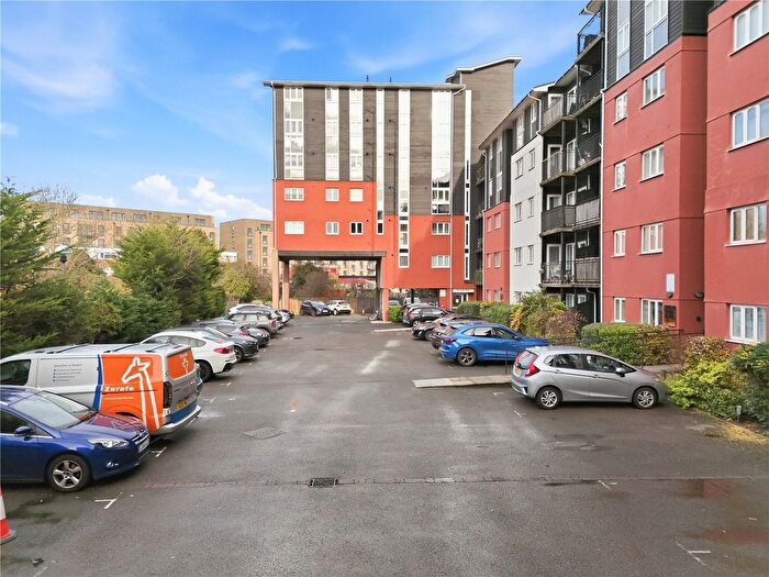 3 Bedroom Flat For Sale In Riverside Place, Lower Southend Road, Wickford, Essex, SS11