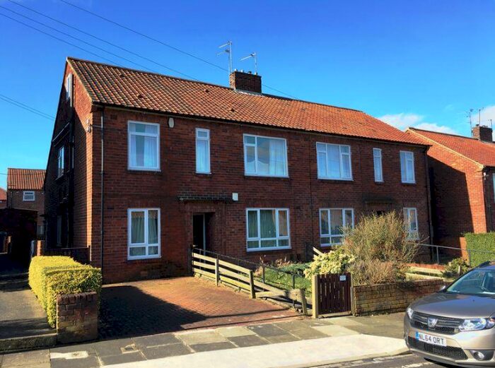 3 Bedroom Flat To Rent In Church Lane, Gosforth, Newcastle Upon Tyne, Tyne And Wear, NE3