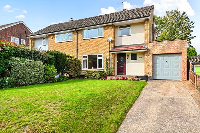 3 Bedroom Semi-Detached House For Sale In Canterbury Road, Kennington, TN24