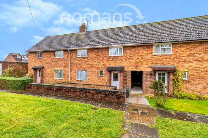 3 Bedroom Terraced House To Rent In Pemerton Road, Harestock, SO22