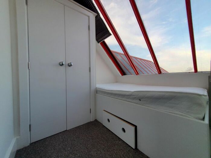 1 Bedroom Flat To Rent In South Street, Reading, RG1