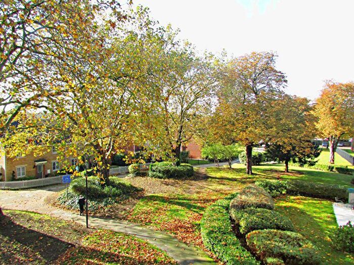 1 Bedroom Flat To Rent In Maplehurst Close, Bexley Park, DA2