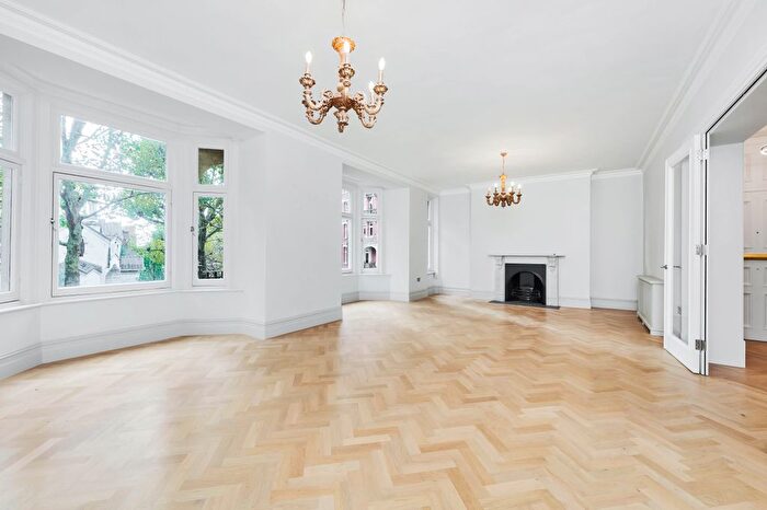 4 Bedroom Flat To Rent In Iverna Court, Kensington, W8