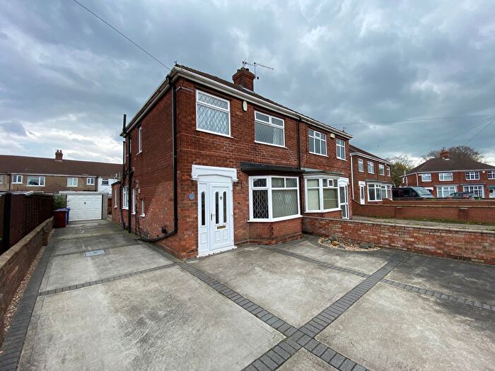 3 Bedroom Semi Detached House To Rent In Carson Avenue, Grimsby, DN34