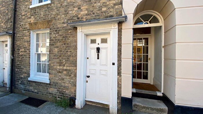 3 Bedroom House To Rent In Orchard Street, Canterbury Ref -, CT2