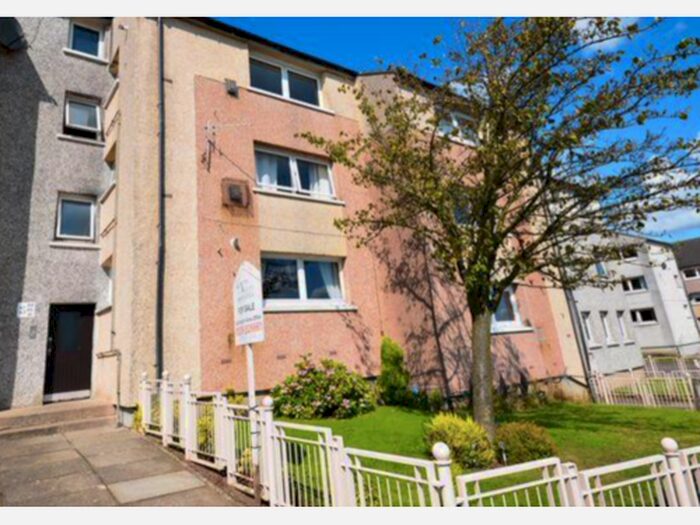 2 Bedroom Flat To Rent In Northfield Road, Kilsyth, G65