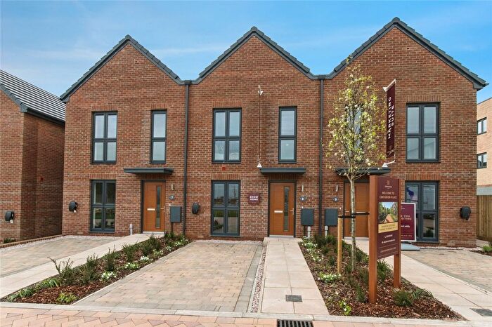 3 Bedroom Terraced House For Sale In Prince Charles Road, Exeter, Devon, EX4