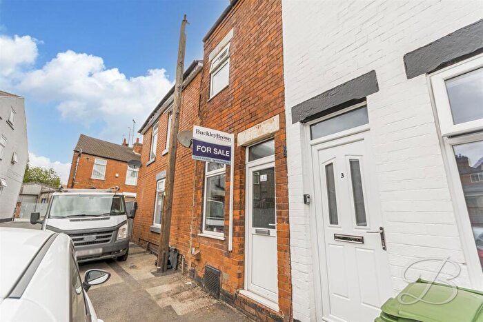 2 Bedroom Terraced House For Sale In Derby Street, Mansfield, NG18