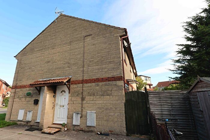 1 Bedroom End Of Terrace House To Rent In Roebuck Close, Weston-Super-Mare, BS22