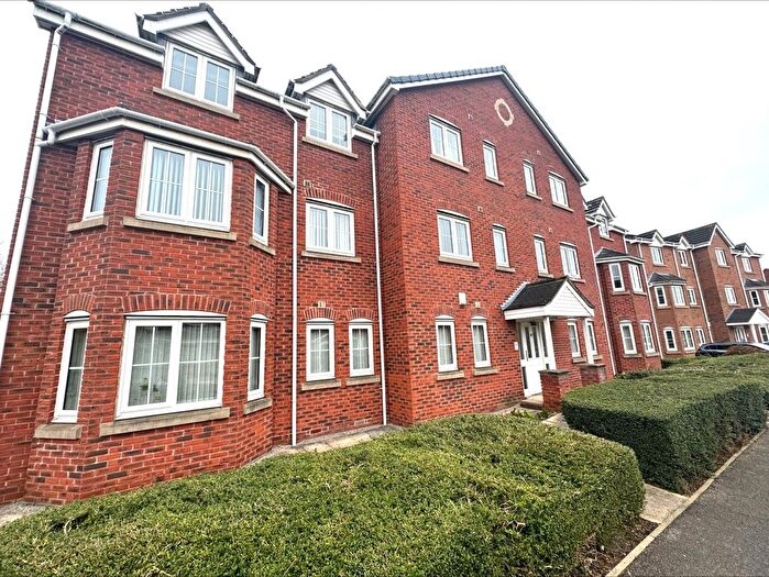 2 Bedroom Flat To Rent In Lakeside, Normanton, WF6