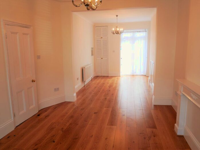 4 Bedroom Semi-Detached House To Rent In Greenlands Road, Staines, TW18