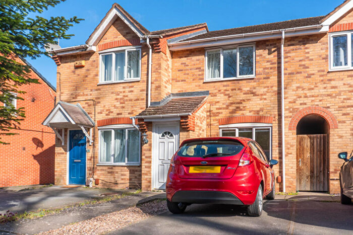 2 Bedroom Terraced House To Rent In Keswick Close, Leicester, LE2