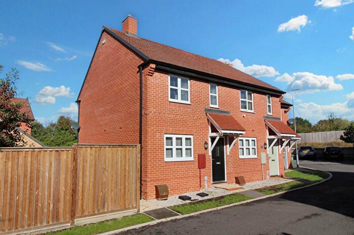 2 Bedroom End Of Terrace House For Sale In Orrell Place, Winslow, MK18