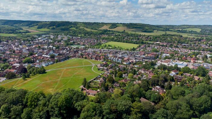 1 Bedroom Flat To Rent In Hopewood Park, Deepdene Avenue, Dorking, RH5