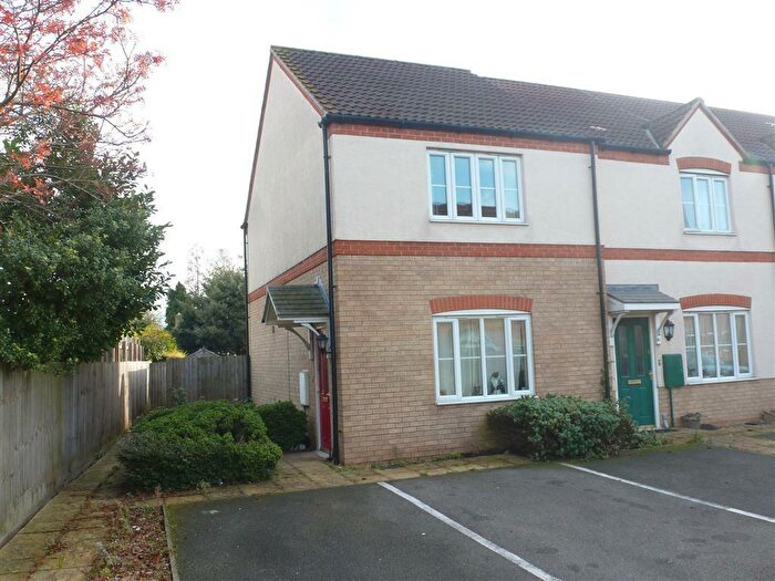 2 Bedroom End Of Terrace House To Rent In Wisbech, PE13