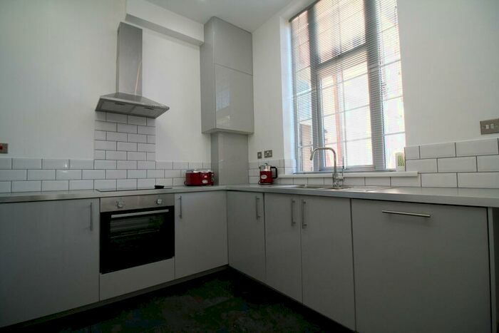 7 Bedroom Mews To Rent In Stewart House, Newcastle Upon Tyne, NE2