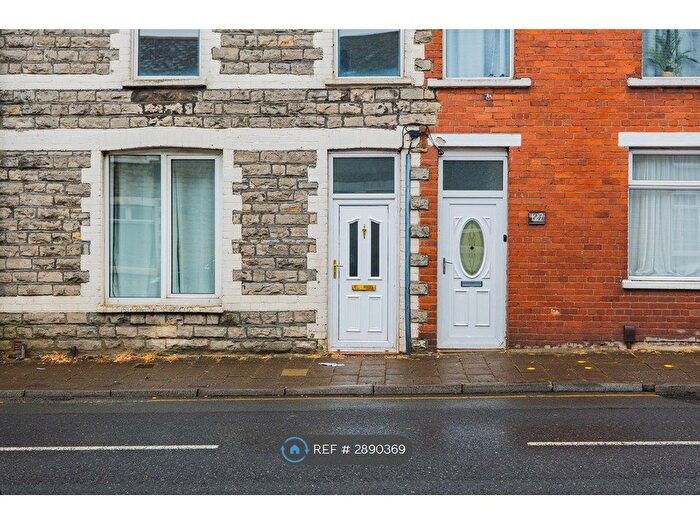 3 Bedroom Terraced House To Rent In Barry Road, Barry, CF63