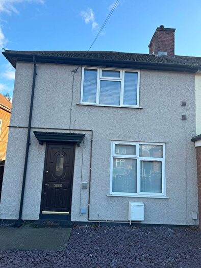 3 Bedroom Semi-Detached House To Rent In Lodge Avenue, Dagenham, RM9