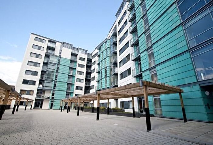 Studio To Rent In Ingram Street, Leeds, West Yorkshire, LS11