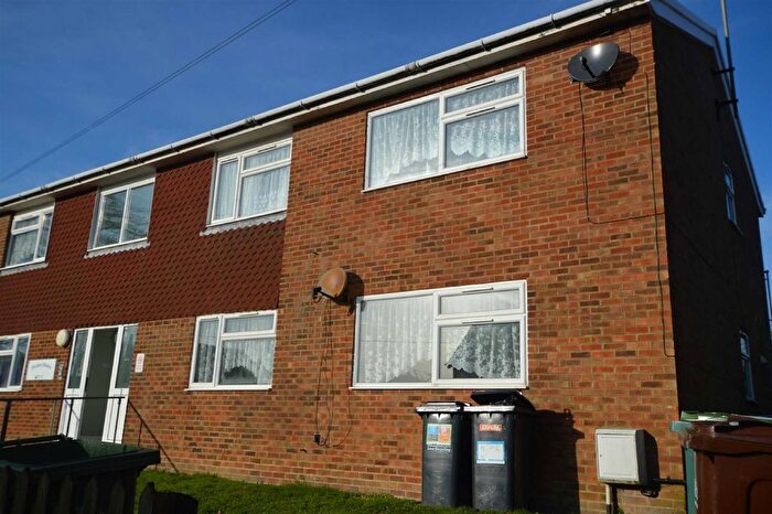 2 Bedroom Flat To Rent In Burdett Road, Crowborough, TN6