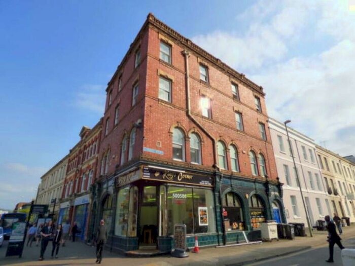 2 Bedroom Apartment To Rent In Clarence Street, Gloucester, GL1