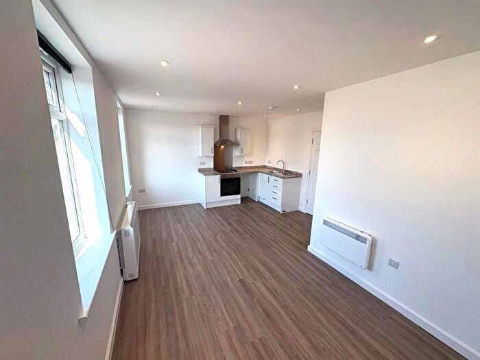 1 Bedroom Apartment To Rent In Mansfield Road, Alfreton, DE55
