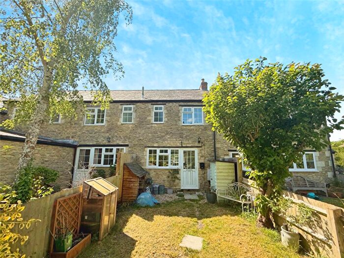 2 Bedroom Terraced House For Sale In Fencott, Kidlington, Oxfordshire, OX5