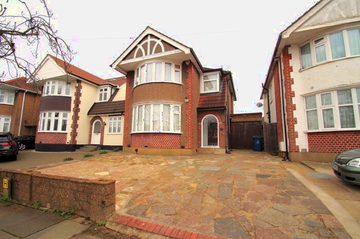3 Bedroom Detached House To Rent In Suffolk Road, North Harrow, Harrow, HA2