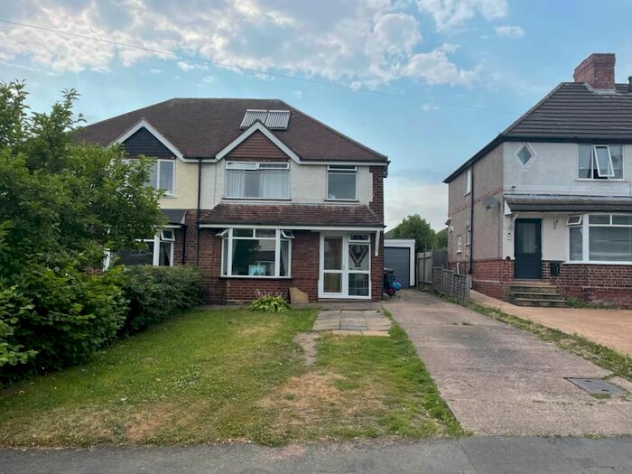 3 Bedroom Semi-Detached House To Rent In Thorpe Street, Chase Terrace, Burntwood, WS7