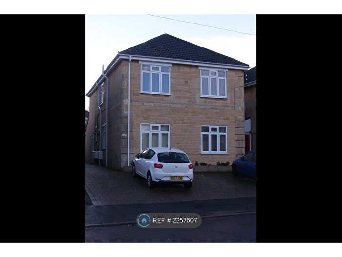 2 Bedroom Flat To Rent In Englishcombe Lane, Bath, BA2