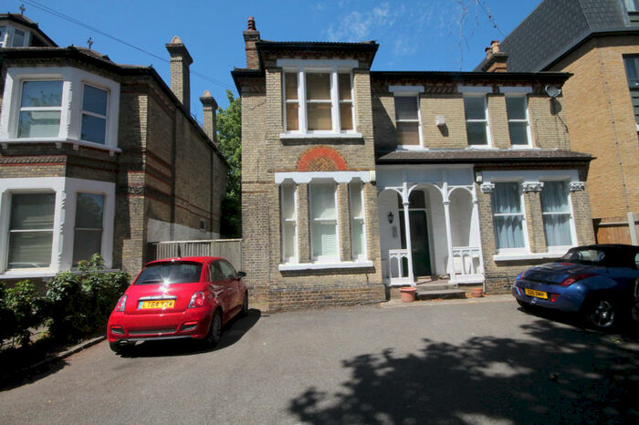 2 Bedroom Apartment To Rent In Blyth Road, Bromley, Kent, BR1